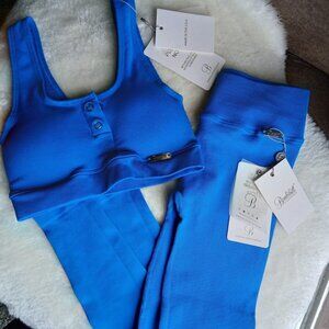 NOT FOR SALE POSH WONT LET ME DELETE LISTING